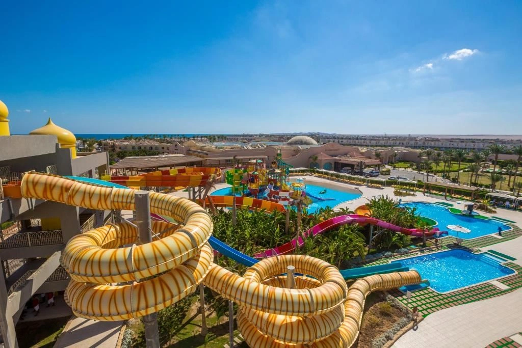Готель ALADDIN BEACH RESORT - Аквапарк