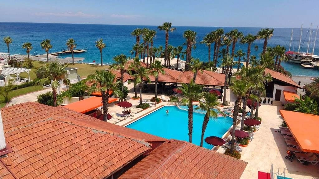 Готель MG CLUB AKMAN BEACH HOTEL - Головна будівля