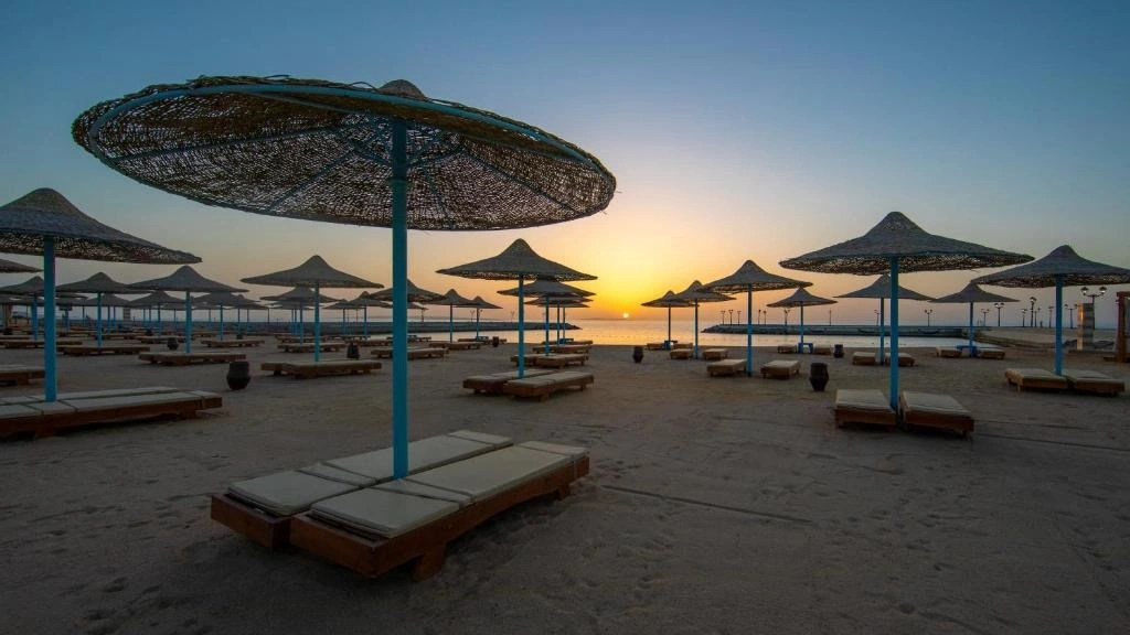 Готель NEW EAGLES AQUA PARK RESORT - Пляж