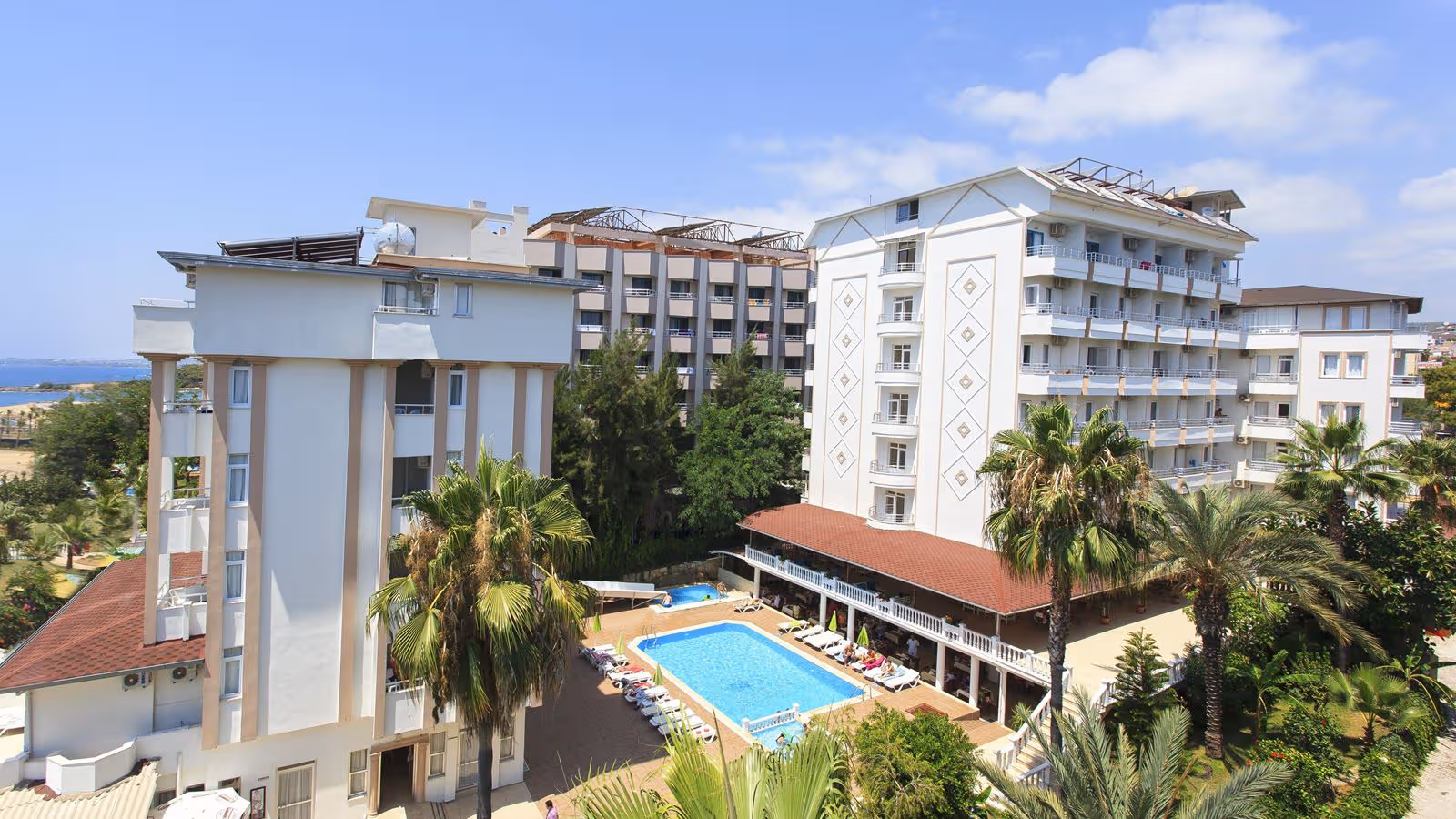 Готель RAMIRA BEACH HOTEL - Головна будівля