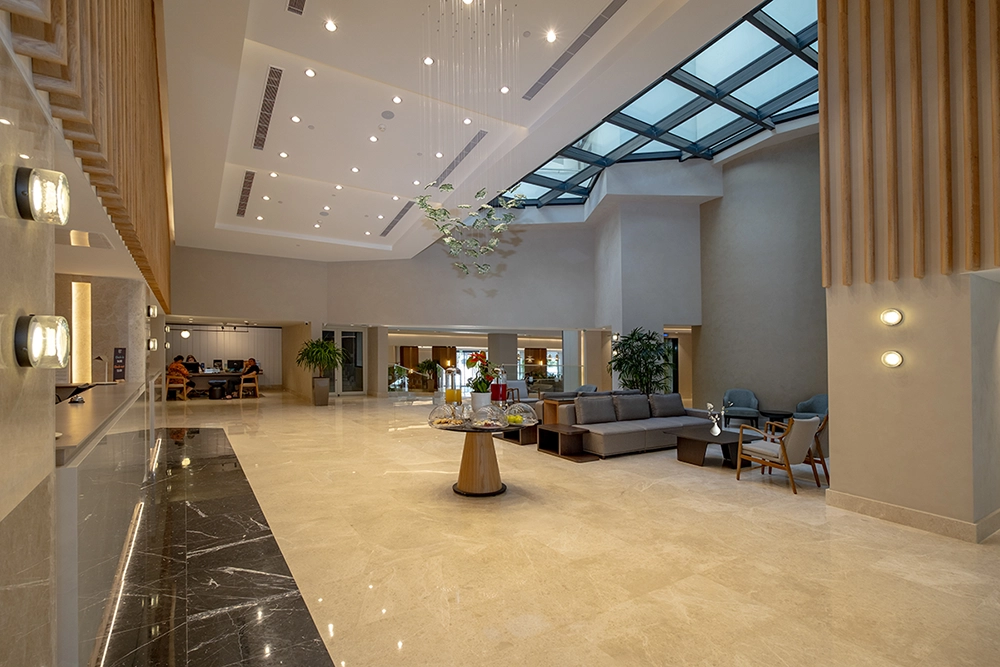 Готель Seven Seas Hotel Life - головна будівля рецепція